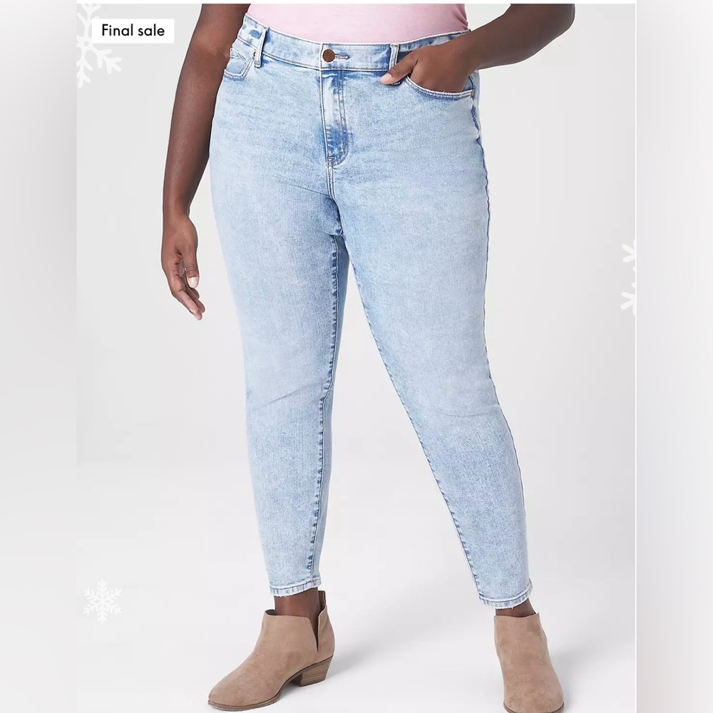 Women’s Lane Bryant Signature Fit Mid Rise Skinny Jeans Size 16
